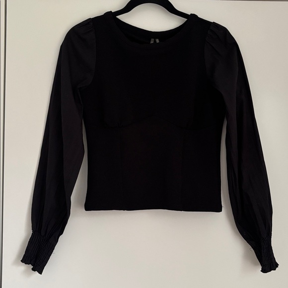 Anthropologie Structured Long-Sleeve Top in Black - Picture 5 of 8